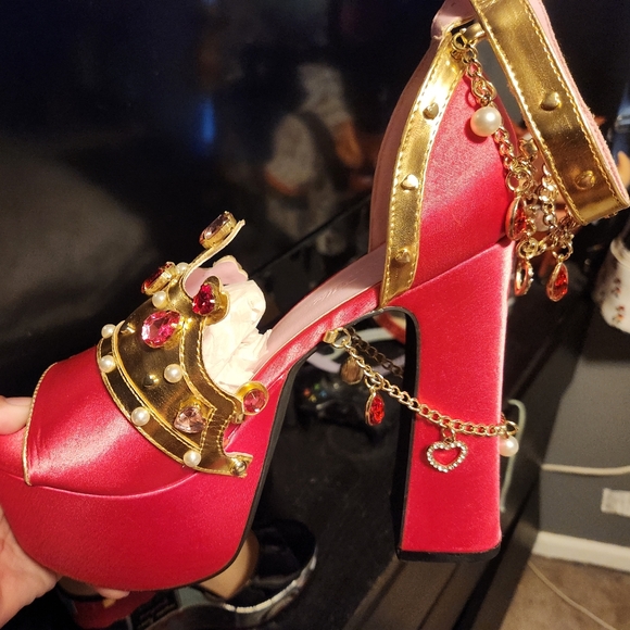 Elegant Pink and Gold Women's Platform Heels - Picture 1 of 3